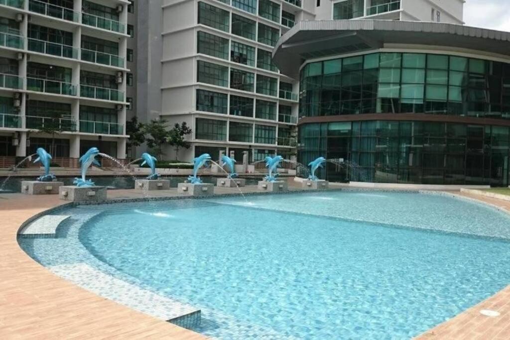 Apartment Lovely View Balcony Palazio Mount Austin By Gdragon *
