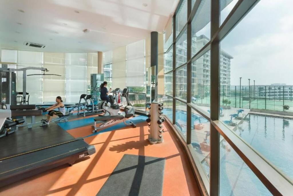 Lovely View Balcony Palazio Mount Austin By Gdragon Apartment *