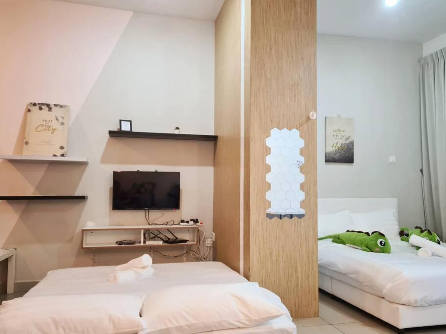 Apartment Lovely View Balcony Palazio Mount Austin By Gdragon Johor Bahru